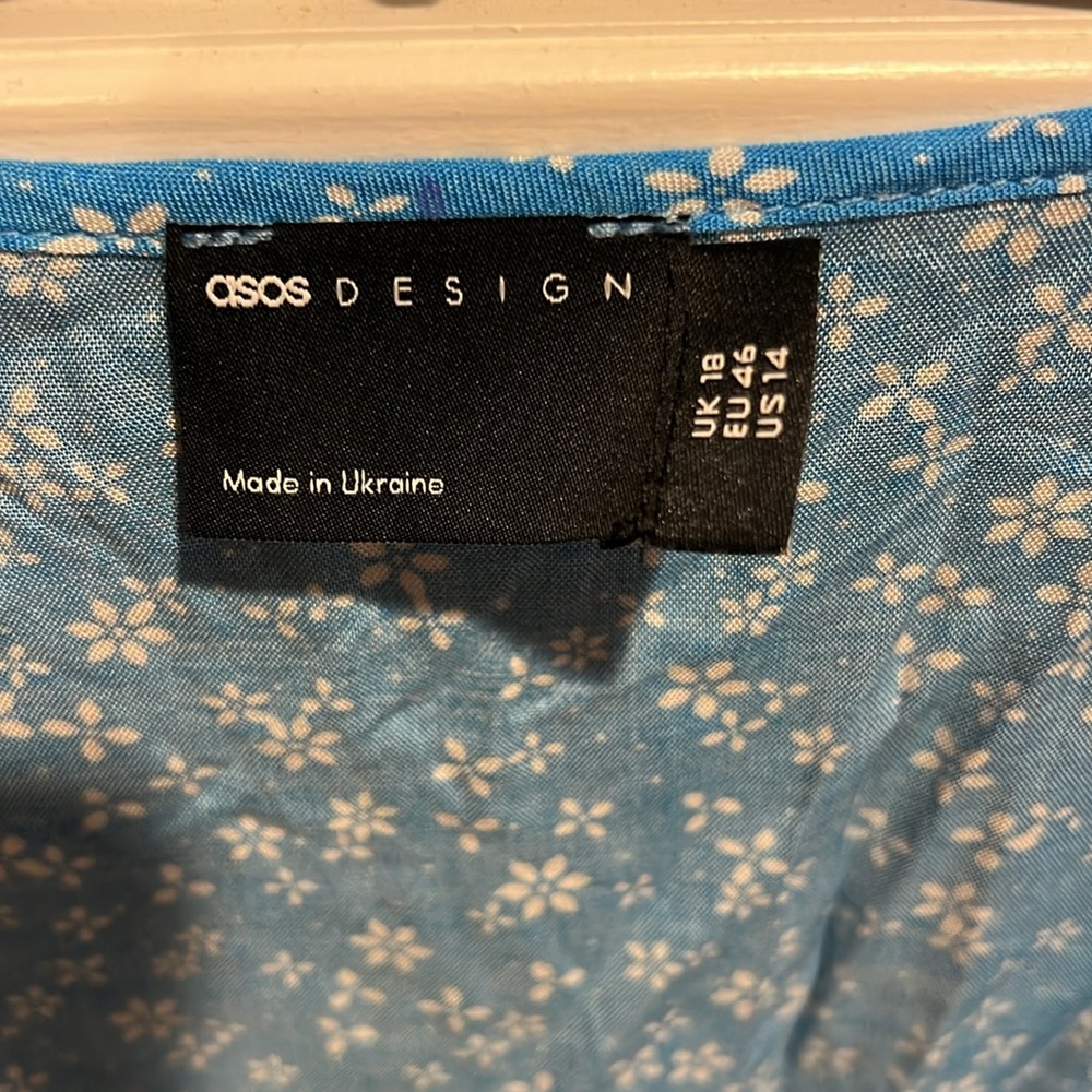 ASOS Design Floral Ruched Top - Picture 4 of 5